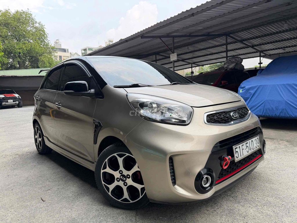 Kia Morning SI 2015 механическая золотой песок