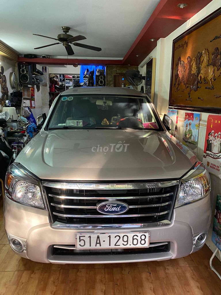 Ford Everest 2012 xe nhà ít sử dụng không chạy DV. Mua bán Ô tô tại Quận 10 Tp Hồ Chí Minh được đăng bởi Lê Kim Du hình 1