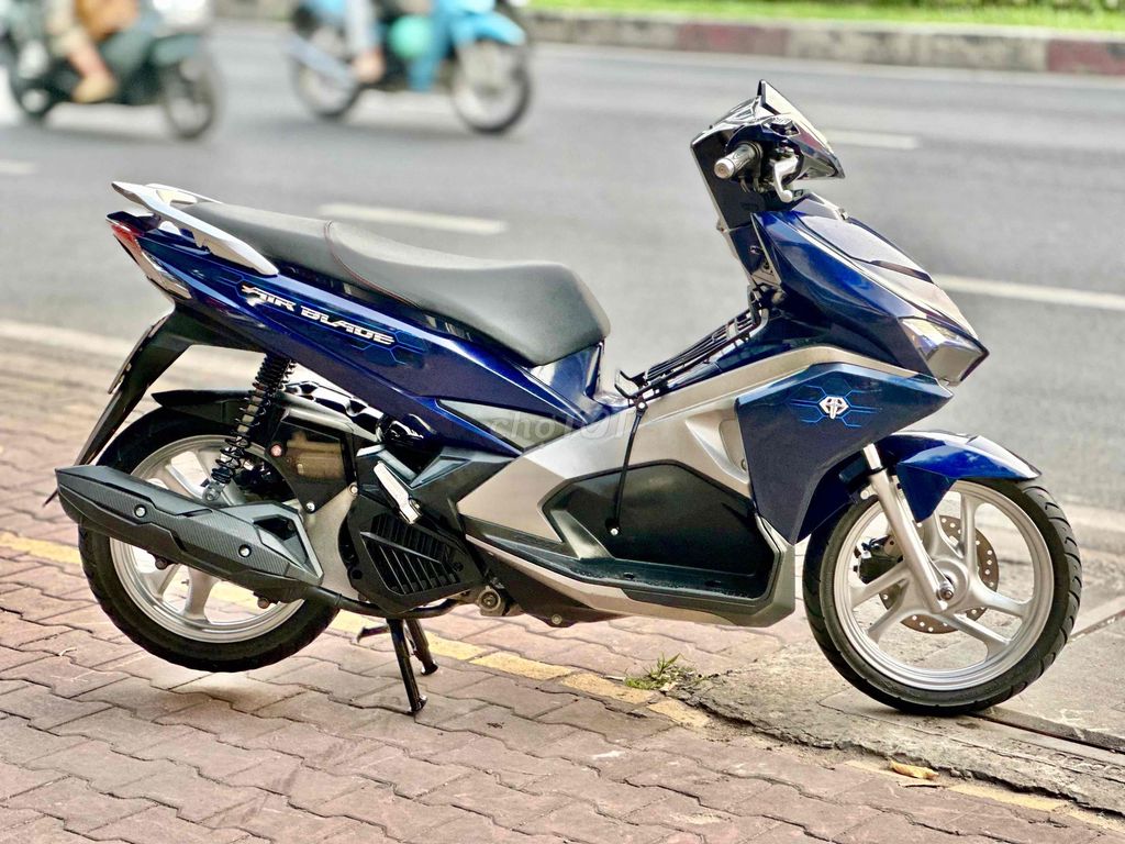 [GÓP ĐC GIỮ CAVET] AIR BLADE 125 2016-BS TPHCM. Mua bán Xe máy tại Quận 12 Tp Hồ Chí Minh được đăng bởi Bùi văn hiếu hình 5