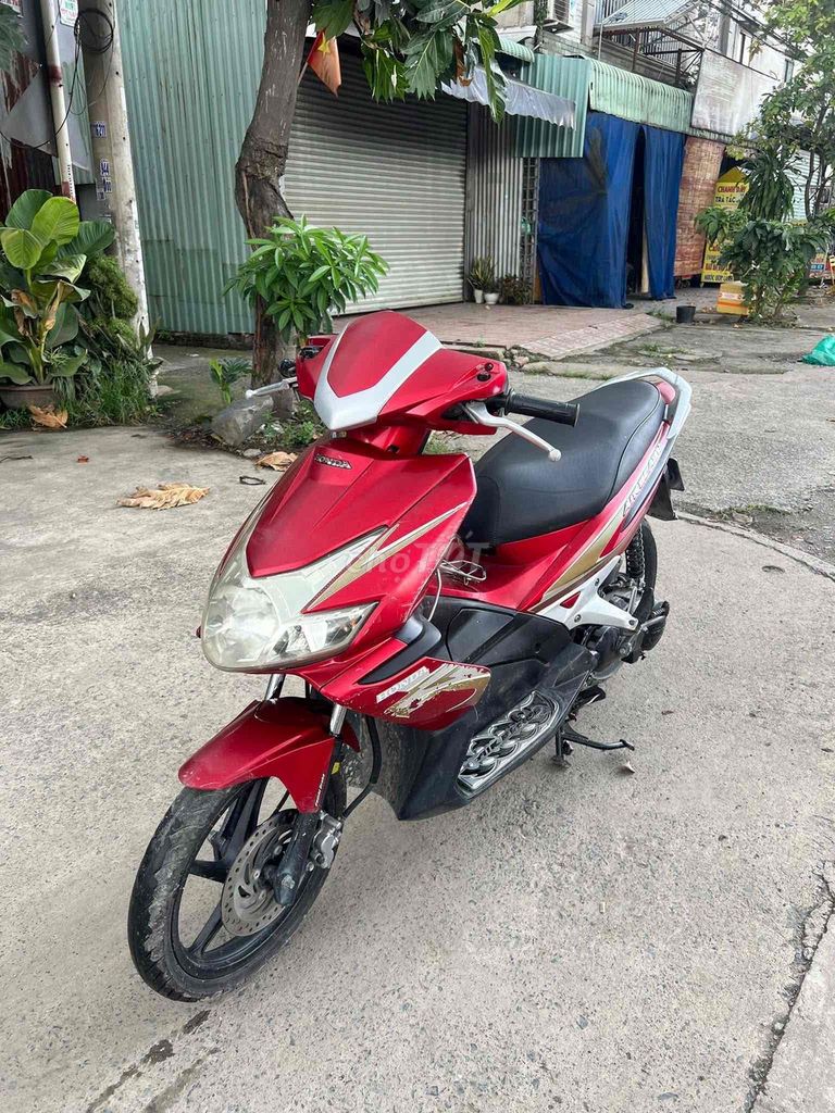 Honda Air Blade Đỏ Tự động. Mua bán Xe máy tại Thành phố Biên Hòa Đồng Nai được đăng bởi Minh hình 3