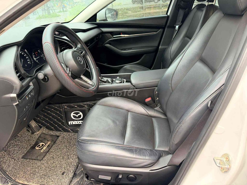 Mazda 3 2023 1.5L Luxury - 40000 km. Mua bán Ô tô tại Quận Hải Châu Đà Nẵng được đăng bởi Hoàng hình 5