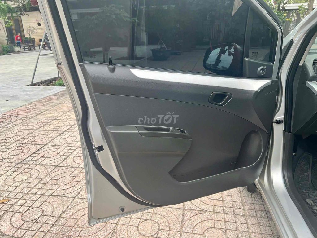 Chevrolet Spark 2012 1.0 AT - siêu đẹp. Mua bán Ô tô tại Thành phố Vinh Nghệ An được đăng bởi Nam Vinh hình 8