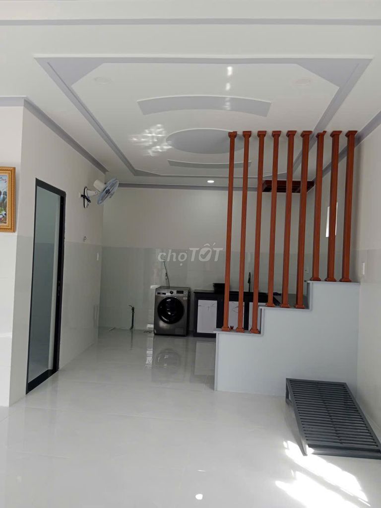 Bán nhà 1 lầu 2 mặt tiền đường nhựa trung tâm Phan Thiết, gần biển