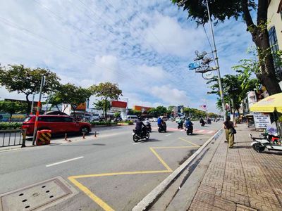 Nhà phố 24,7 m² · 2 PN · Đường Kinh Dương Vương
