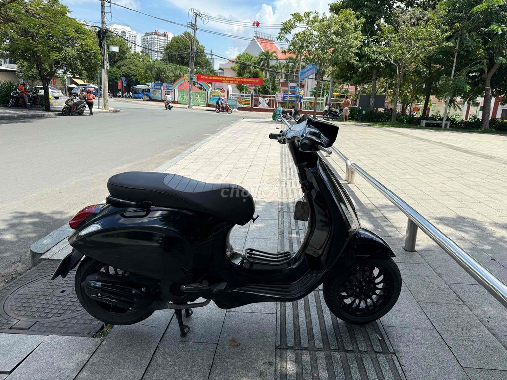 Vespa Sprint 2017 Iget. Mua bán Xe máy tại Quận Tân Phú Tp Hồ Chí Minh được đăng bởi Phạm Thanh Hiếu hình 2