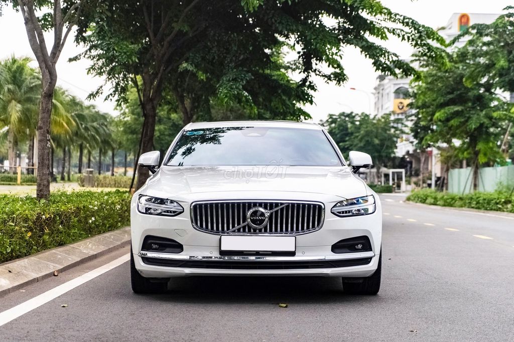 Volvo S90L bản B6 AWD sx 2022 nhập Malaysia