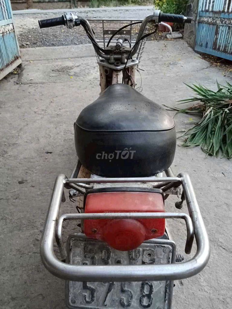 Honda Chaly Nhật 50cc Học Sinh Đi Học Ko Bằng Lái. Mua bán Xe máy tại Huyện Hóc Môn Tp Hồ Chí Minh được đăng bởi Tuân Nguyên hình 4