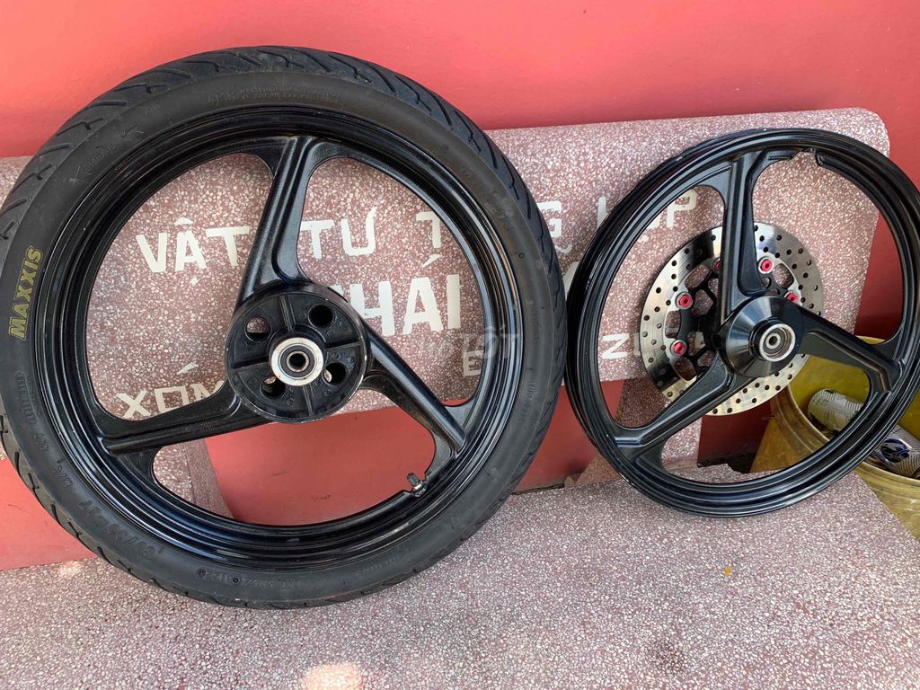 Mâm xe Maxxis hợp kim đen đã dùng. Mua bán Phụ tùng xe tại Thị xã Giá Rai Bạc Liêu được đăng bởi Lemjnh hình 1