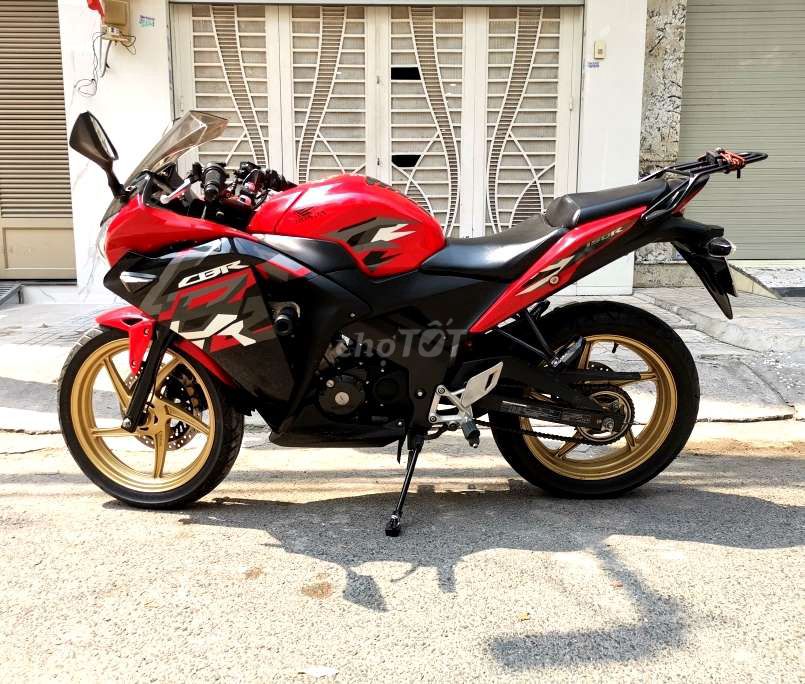 HONDA CBR 150R NHẬP THÁI 2017 - CHÍNH CHỦ 60B6 GL. Mua bán Xe máy tại Quận Tân Bình Tp Hồ Chí Minh được đăng bởi Mr Siro hình 2