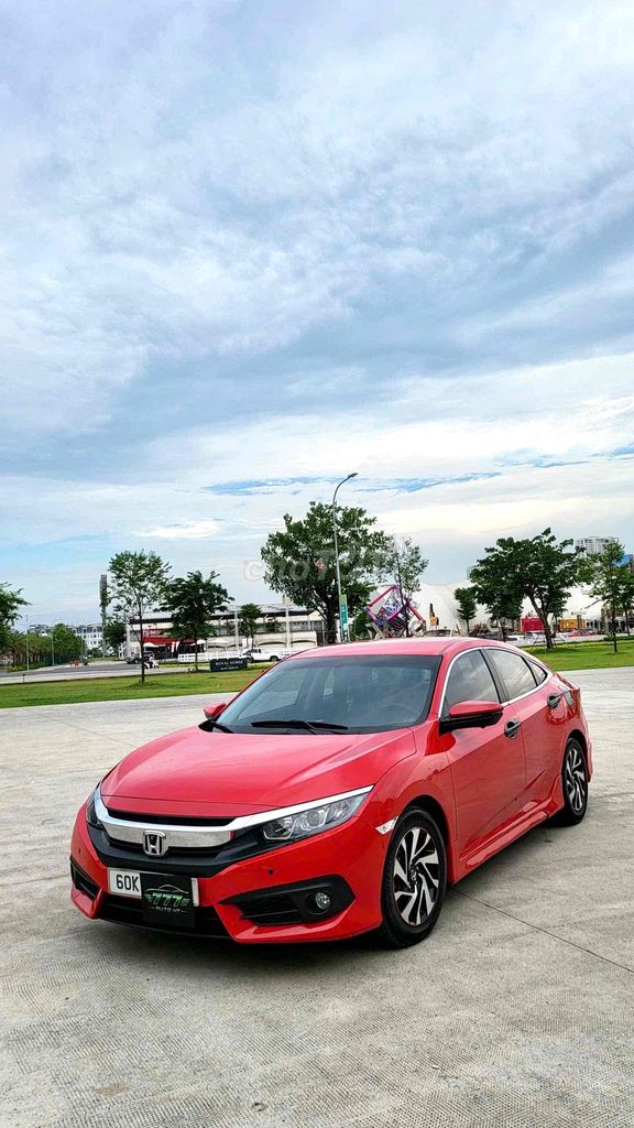 Honda Civic 2018 photo 2