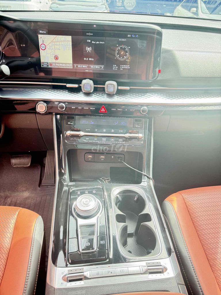 Kia Carnival 2022 Signature Xám 40.000 km. Mua bán Ô tô tại Quận Phú Nhuận Tp Hồ Chí Minh được đăng bởi Nghĩa Trần hình 18