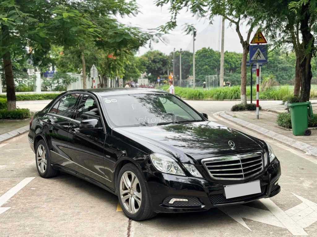 Chính chủ Chào Bán Mercedes Benz E 250 như hình