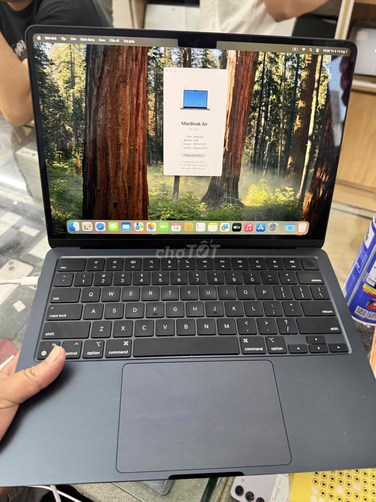 Apple MacBook Air M2 8GB/256GB Xanh. Mua bán Laptop tại Quận Đống Đa Hà Nội được đăng bởi Lê Khuyến hình 1