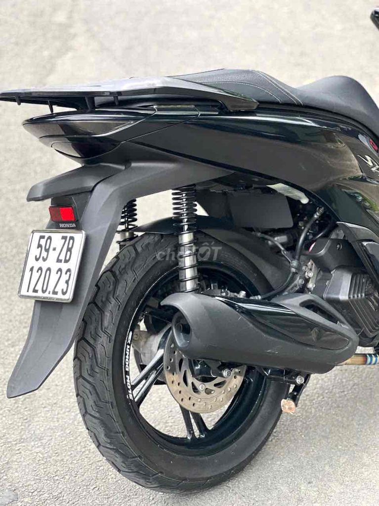 Honda SH 125i 2021 CBS Đen bstp nợ xấu trả 50% ạ. Mua bán Xe máy tại Quận Bình Tân Tp Hồ Chí Minh được đăng bởi Xe Máy Qúy Le hình 8