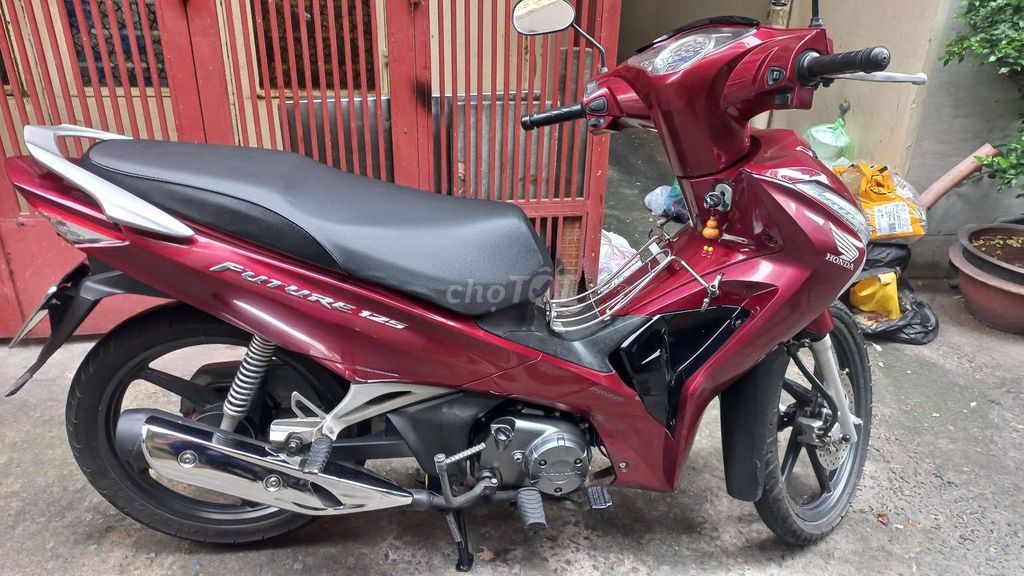 FUTURE FI 2018 BS.SÀI GÒN MÀU ĐỎ ĐÔ. Mua bán Xe máy tại Quận 3 Tp Hồ Chí Minh được đăng bởi minh hình 4