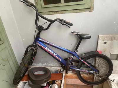 Xe đạp trẻ em BMX Xanh dương. Mua bán Xe đạp tại Quận Ngũ Hành Sơn Đà Nẵng được đăng bởi Chào quý khách