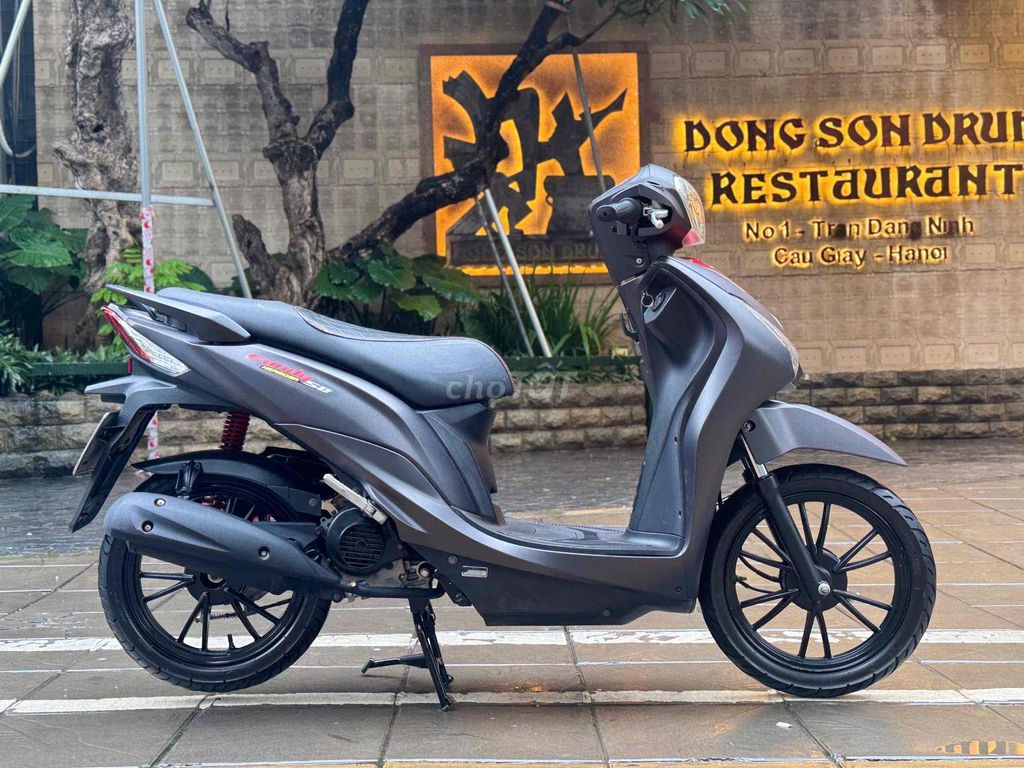 Kymco hemosa 50cc 2023 sơn máy zin 100% xe lướt. Mua bán Xe máy tại Quận Cầu Giấy Hà Nội được đăng bởi nguyễn bích thuỷ hình 11