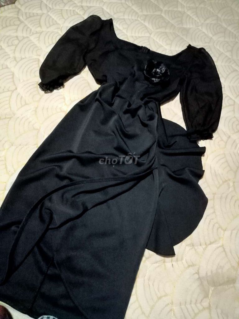 Đầm Nữ Đen Thanh Lịch Size M Mềm mại. Mua bán Quần áo tại Huyện Lấp Vò Đồng Tháp được đăng bởi Kiều Nguyễn hình 1