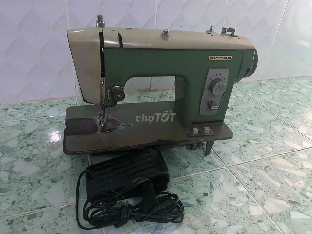 Máy khâu Riccar Xanh lá, Kem Đã sử dụng. Mua bán Đồ chuyên dụng, Giống nuôi trồng tại Huyện Nhà Bè Tp Hồ Chí Minh được đăng bởi Mua Bán Đồ Cũ TPHCM 8668 hình 1