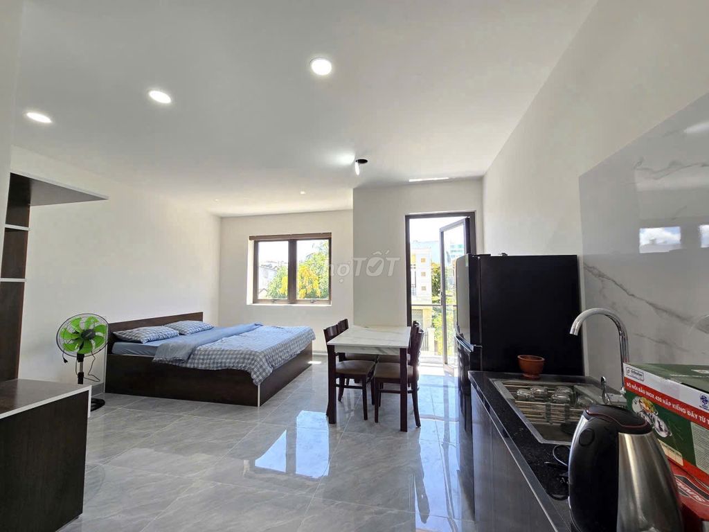 Cho thuê căn STUDIO rộng rãi - CÓ BAN CÔNG, Phước Long, Nha Trang 