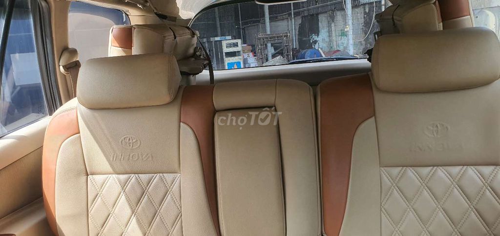 Toyota Innova Bạc 8 chỗ. Mua bán Ô tô tại Huyện Tân Châu Tây Ninh được đăng bởi Hoàng Huấn hình 5