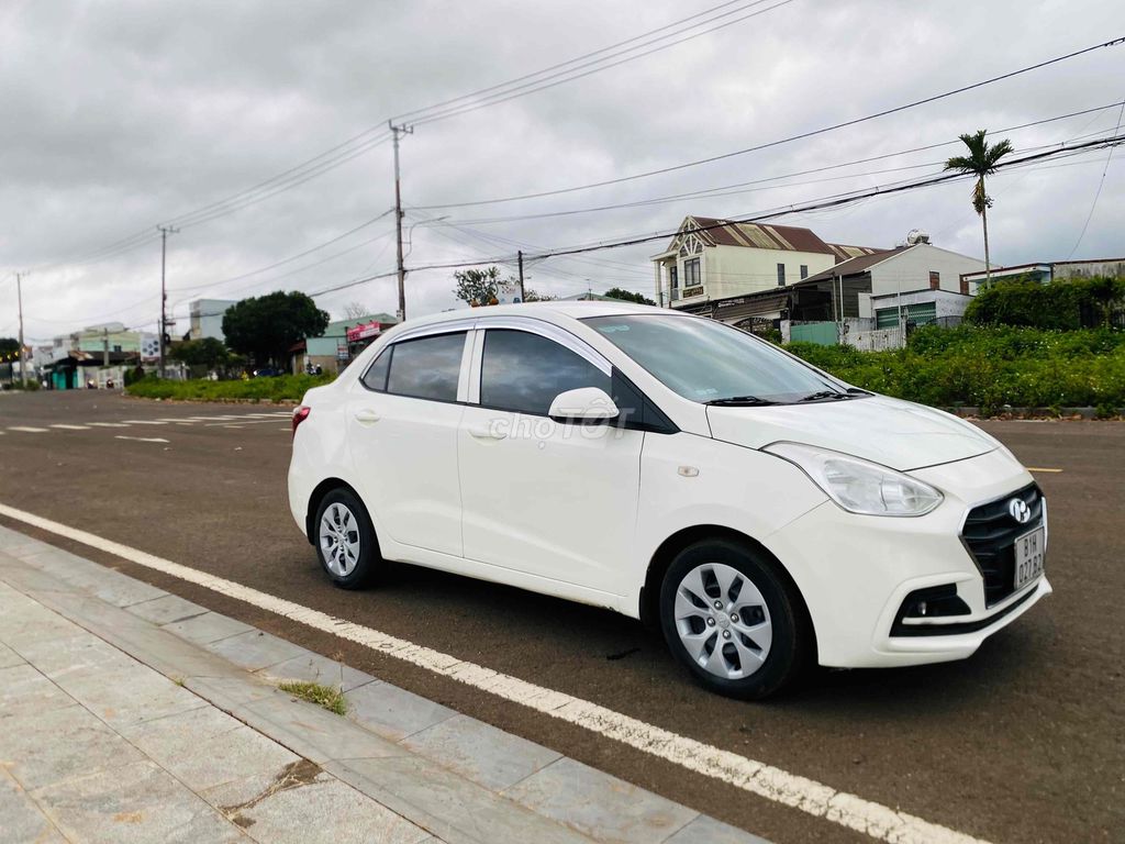 Hyundai i10 Sedan 2018 Trắng. Mua bán Ô tô tại Thành phố Pleiku Gia Lai được đăng bởi Vũ ô tô Gia Lai hình 1