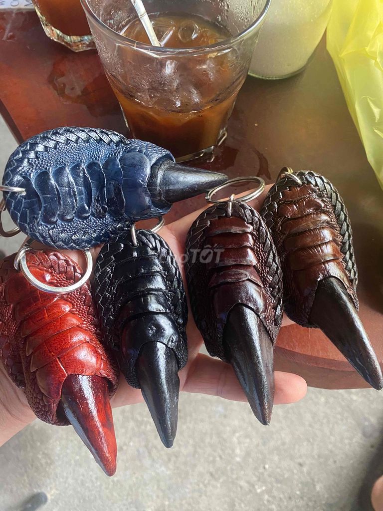 Móc khóa da đà điểu thật. Mua bán Sở thích khác tại Thành phố Rạch Giá Kiên Giang được đăng bởi Shop Da Thật hình 1