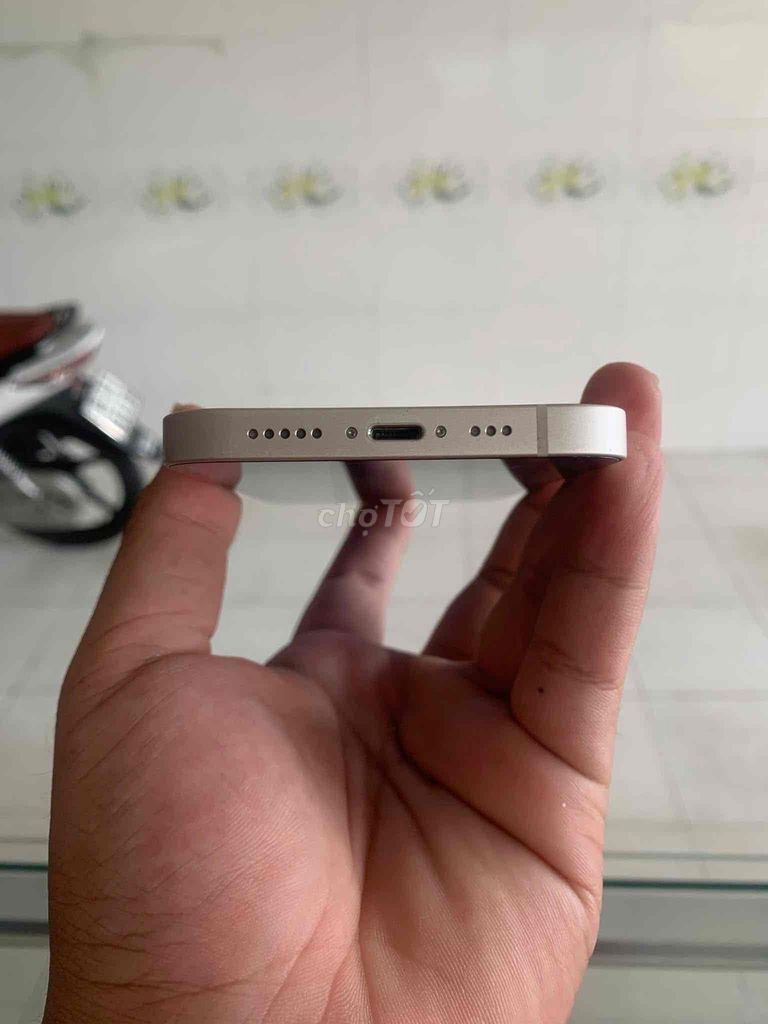 Apple iPhone 13 Trắng. Mua bán Điện thoại tại Huyện Hoài Đức Hà Nội được đăng bởi Đức Chien hình 1