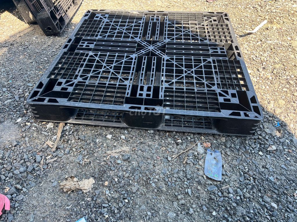 Pallet nhựa Đen Nhật 1100x1100x120mm. Mua bán Đồ chuyên dụng, Giống nuôi trồng tại Quận Liên Chiểu Đà Nẵng được đăng bởi Minh Dũng Nhựa Châu Á hình 1