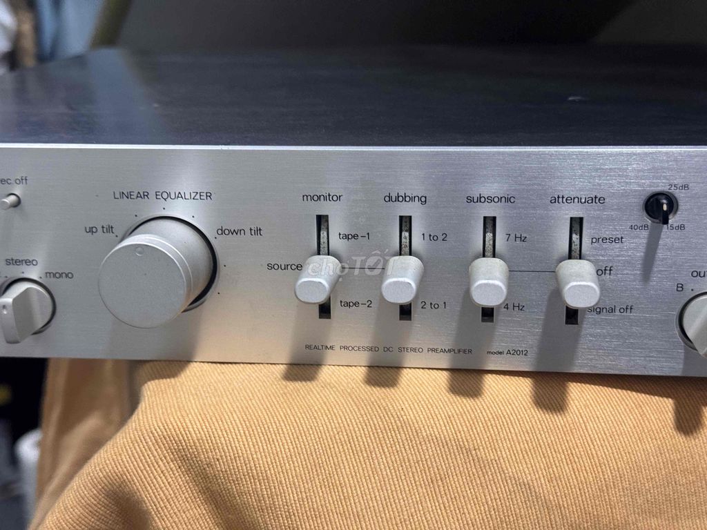 Luxkit A2012 Pre-amplifier Bạc Kim loại Nhật Bản. Mua bán Tivi, Âm thanh tại Quận 1 Tp Hồ Chí Minh được đăng bởi Đam mê hàng Âu hàng Nhật hình 1