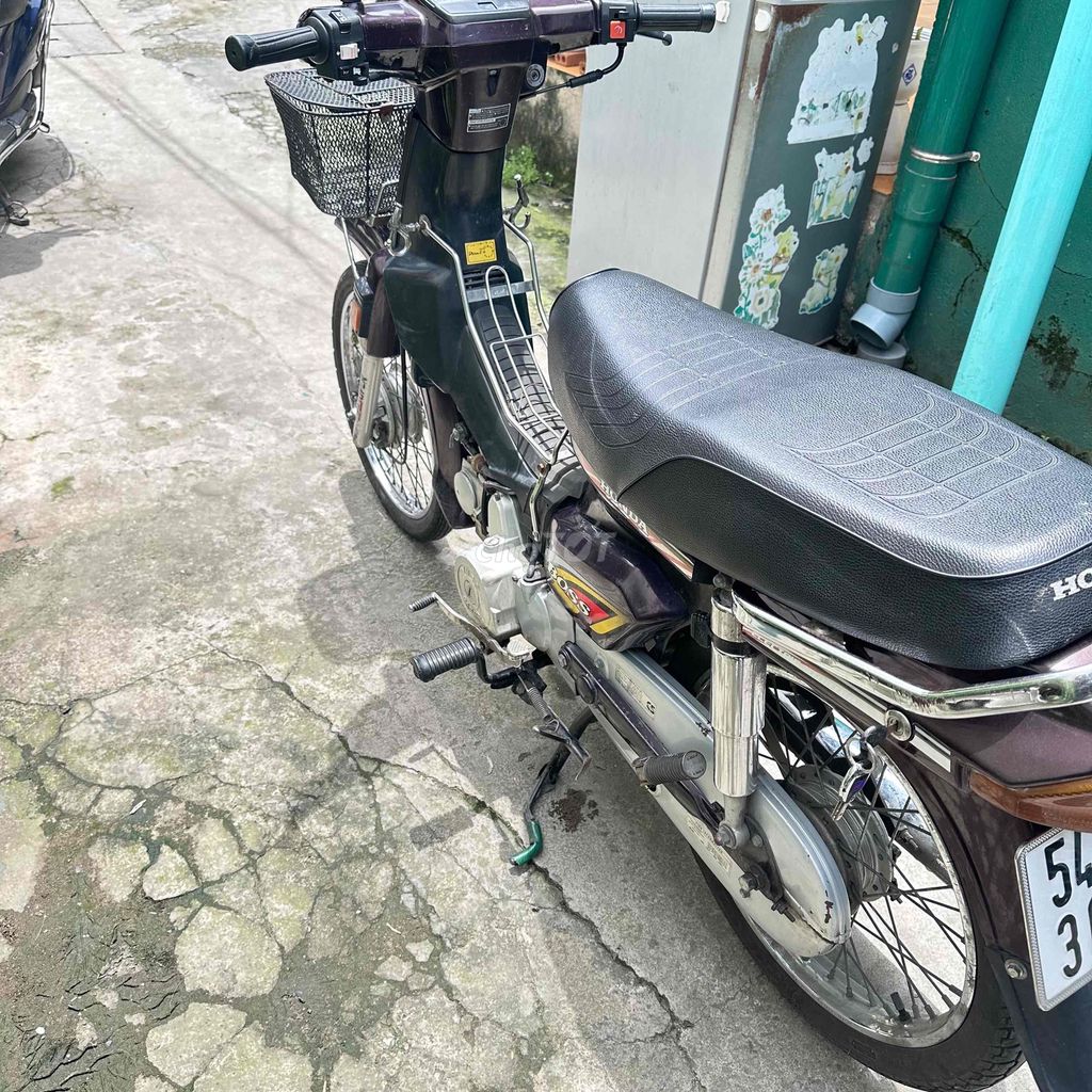 xe cho ae đi cày đây. Mua bán Xe máy tại Quận Bình Thạnh Tp Hồ Chí Minh được đăng bởi Đạt Lê hình 2