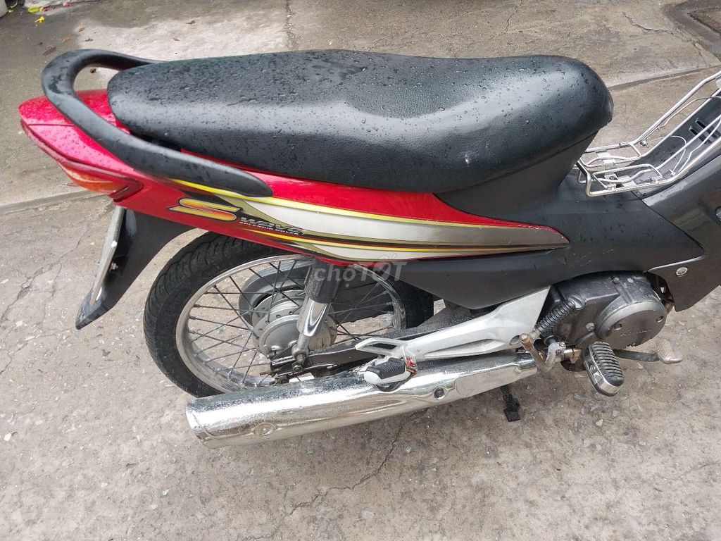 Honda Wave 100c красная, черная
