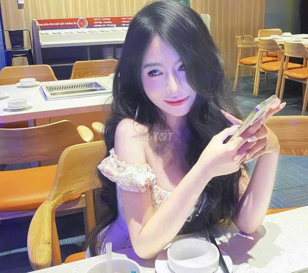 Áo trễ vai nữ xẻ trước. Mua bán Quần áo tại Huyện Xuân Lộc Đồng Nai được đăng bởi tâm như hình 1