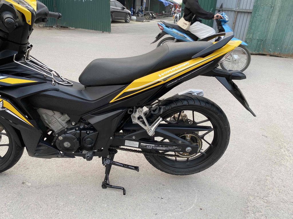 Honda Winner Желтый — 100% родной мотор, от собственника
