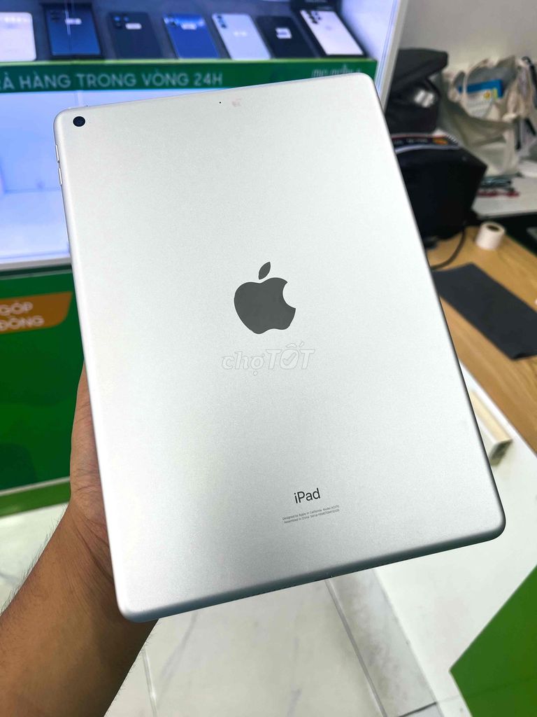 Apple iPad Gen 8 Wifi 32GB Bạc. Mua bán Máy tính bảng tại Quận Ngô Quyền Hải Phòng được đăng bởi TRAN SONG HA hình 1