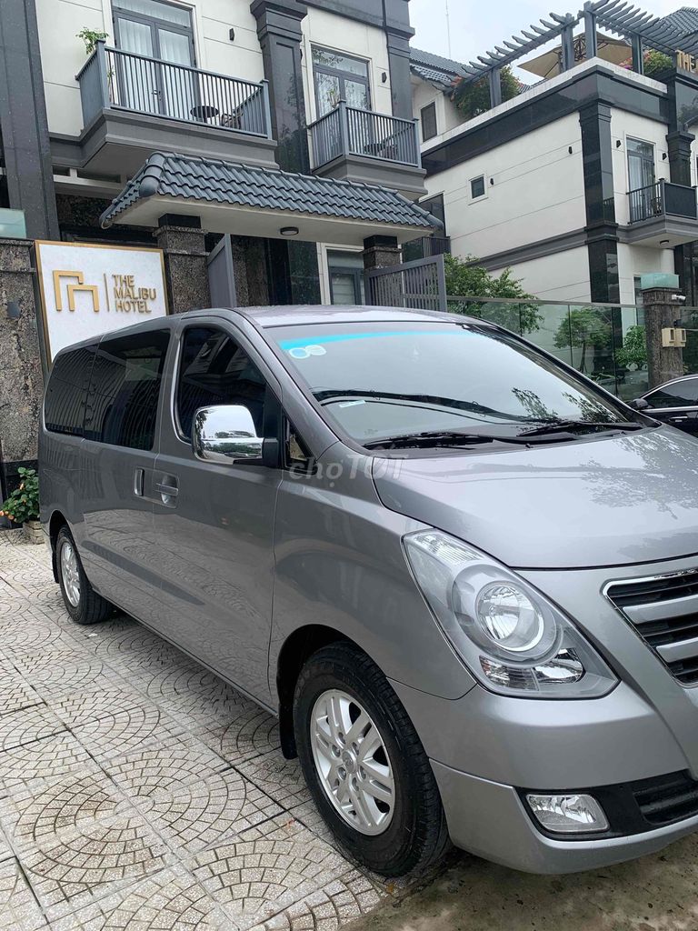 HYUNDAI GRAND STAREX 9C MÁY DẦU SỐ SÀN SX CUỐI 217. Mua bán Ô tô tại Quận Bình Tân Tp Hồ Chí Minh được đăng bởi TRƯƠNG THIỆN  hình 2