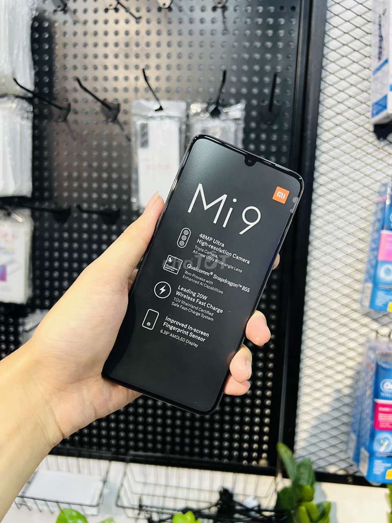 🔥 Xã Kho Xiaomi Mi 9 128Gb Newseal mới 100%