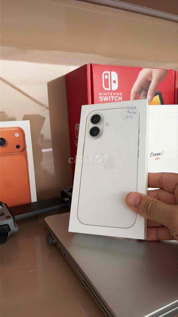 Apple iPhone 17 256GB Trắng chinh hãng tgdd. Mua bán Điện thoại tại Thành phố Thủ Đức Tp Hồ Chí Minh được đăng bởi Duc hình 1