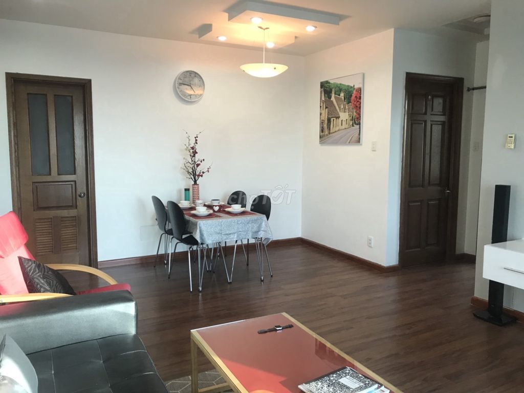 Rent · 2 bd · 80 м² · Quận 3, ул. Kỳ Đồng