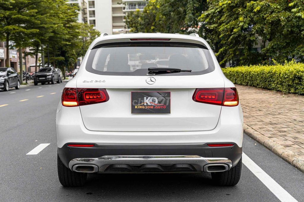 GLC200 (V1) FL 2023 màu trắng cá nhân siêu đẹp. Mua bán Ô tô tại Quận 7 Tp Hồ Chí Minh được đăng bởi Dương Phương hình 6