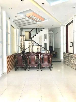 Nhà 2 lầu 4PN đường Lê Chân KDC 91B chỉ 10 triệu. Cho thuê nhà ở tại Quận Ninh Kiều Cần Thơ được đăng bởi Cần Thơ Land