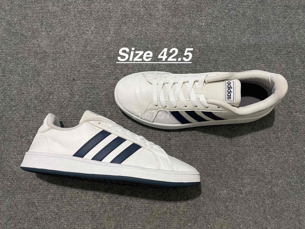 giày Adidas đế bằng - size 42.5