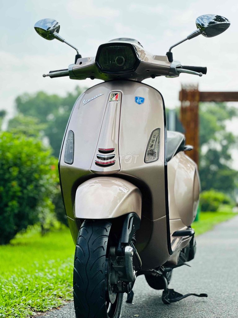VESPA SPRIN125cc chính chủ. Mua bán Xe máy tại Quận Gò Vấp Tp Hồ Chí Minh được đăng bởi Nguyễn Hoàng Mua Bán Xe hình 2