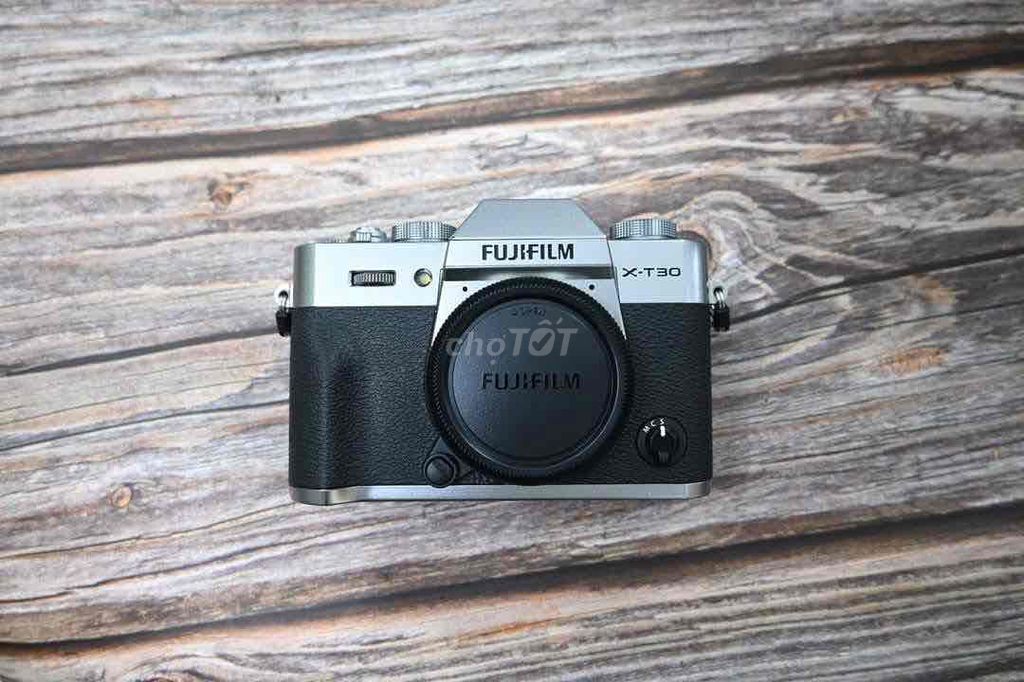 Máy ảnh Fuji XT30 ii Silver đẹp đẽ Pk pin zin sạc