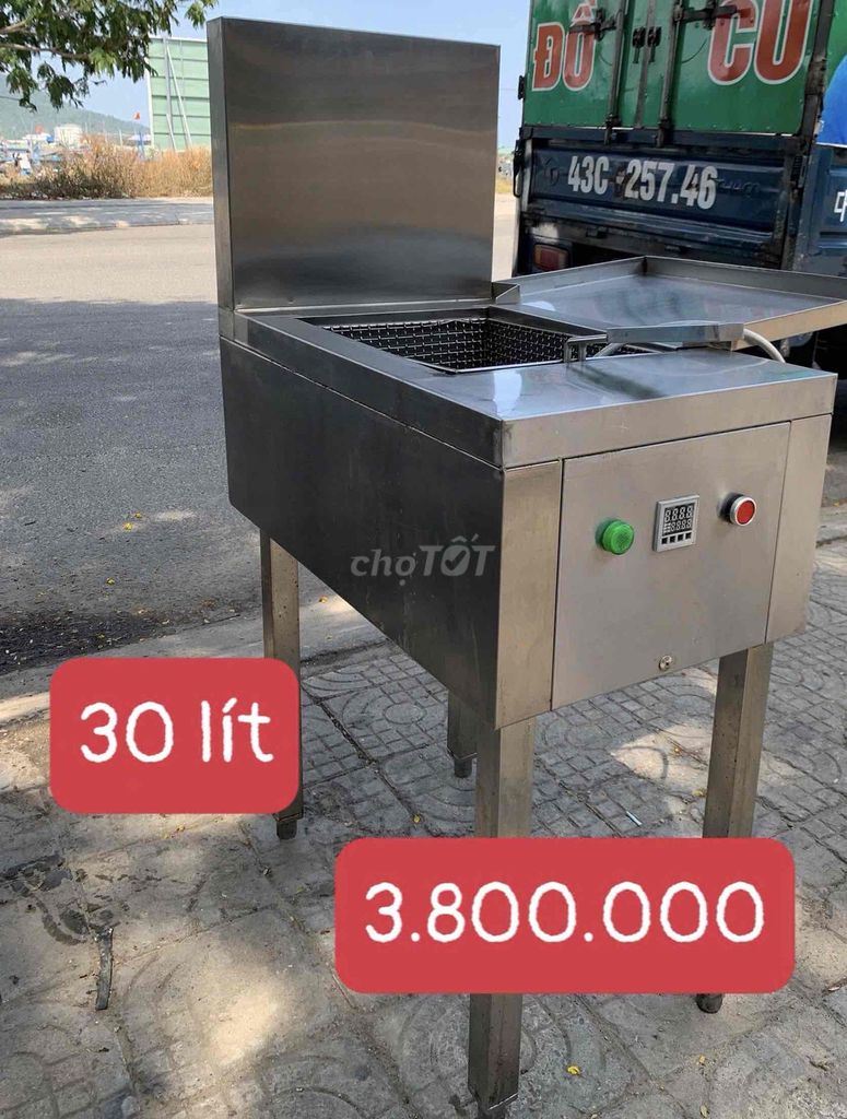 Bếp chiên nhúng 30 lít Thép không gỉ. Mua bán Bếp, lò, đồ điện nhà bếp tại Quận Sơn Trà Đà Nẵng được đăng bởi THẾ GIỚI ĐỒ CŨ ĐỒ CỔ LỚN NHẤT MIỀN TRUNG hình 1