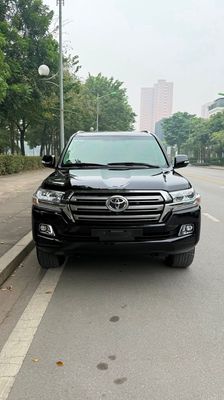 Toyota Land Cruiser 4.6 V8 sản xuất 2020,4 ghế MBS. Mua bán Ô tô tại Quận Bắc Từ Liêm Hà Nội được đăng bởi Mr Hợi 