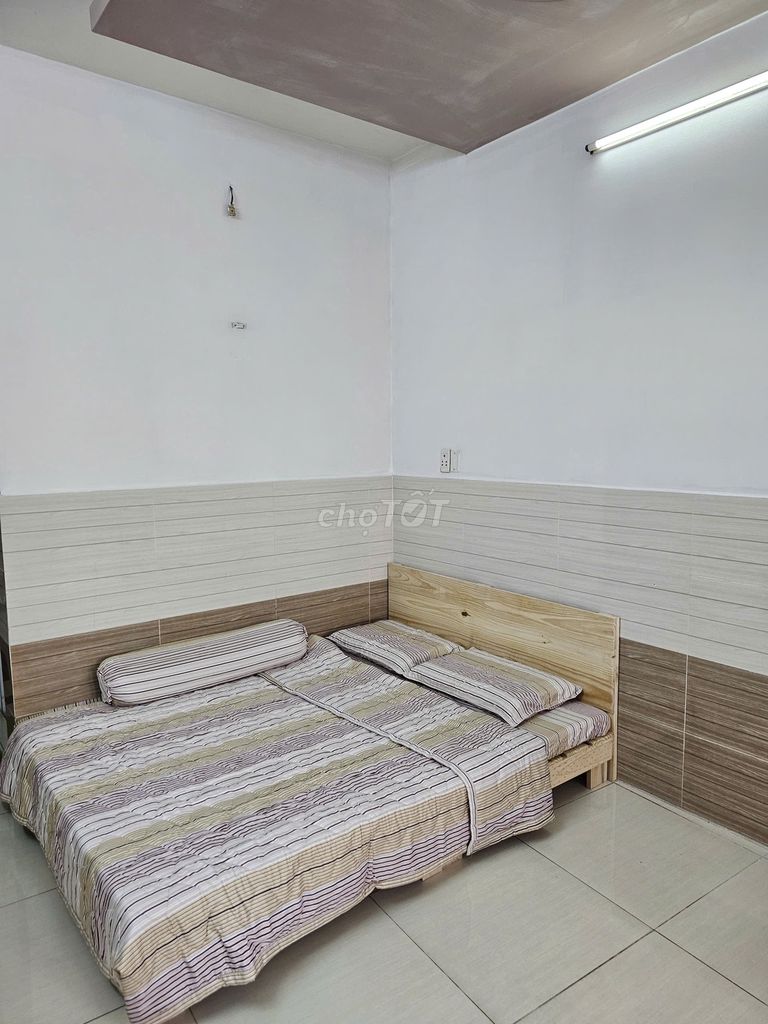 Giường pallet kiểu nhật. Mua bán Giường, chăn ga gối nệm tại Quận 12 Tp Hồ Chí Minh được đăng bởi XƯỞNG PALLET GIƯỜNG hình 1