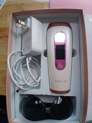 Máy triệt lông Halio Trắng, vàng hồng Nữ. Mua bán Phụ kiện thời trang khác tại Quận Bình Tân Tp Hồ Chí Minh được đăng bởi Trí