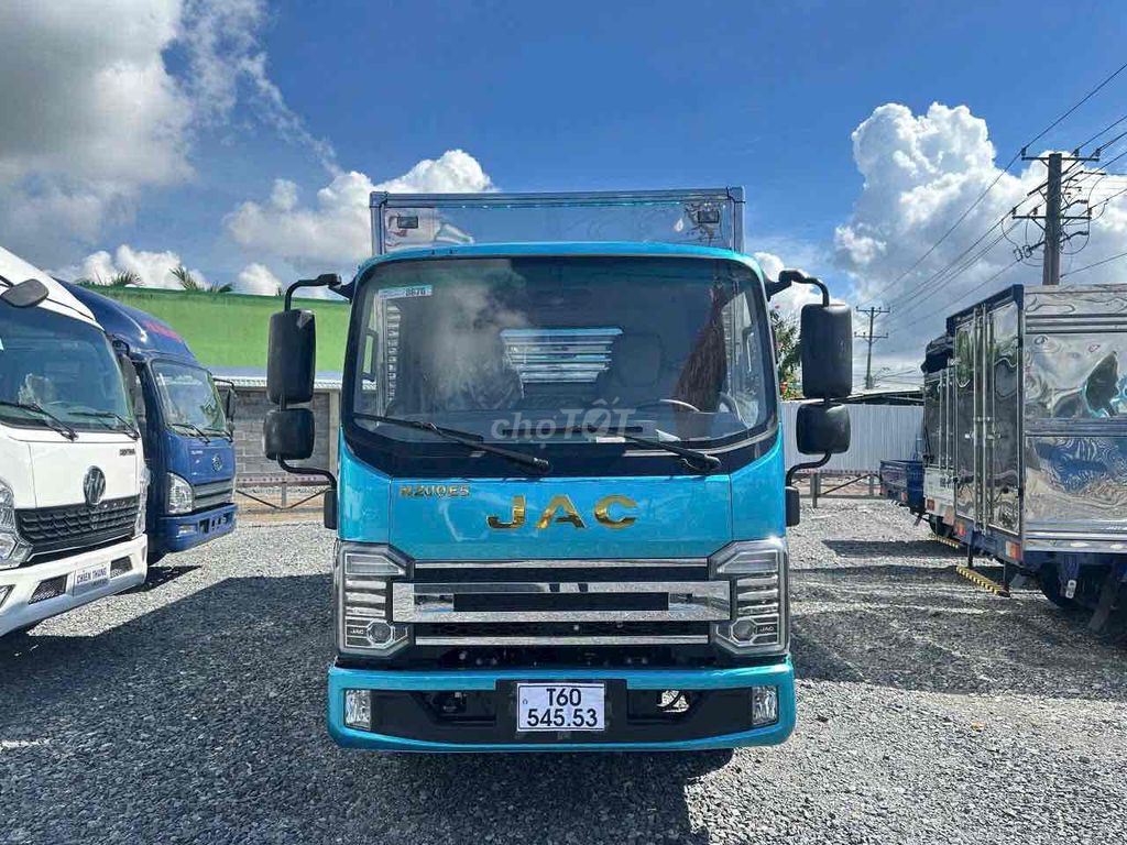 JAC N200S E5 thùng kín, thùng dài 4.370m. Mua bán Xe tải, xe ben tại Quận Cái Răng Cần Thơ được đăng bởi Hoàng Thúc Xe Tải hình 3