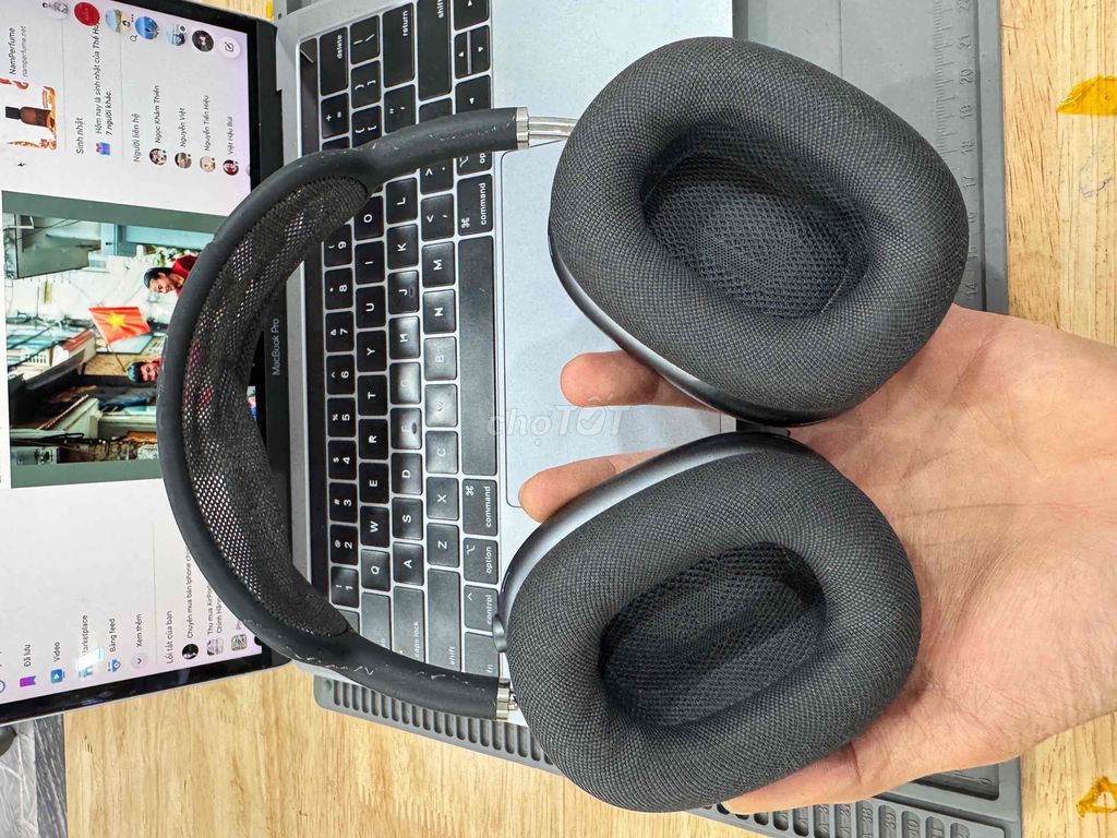 airpods max chính hãng